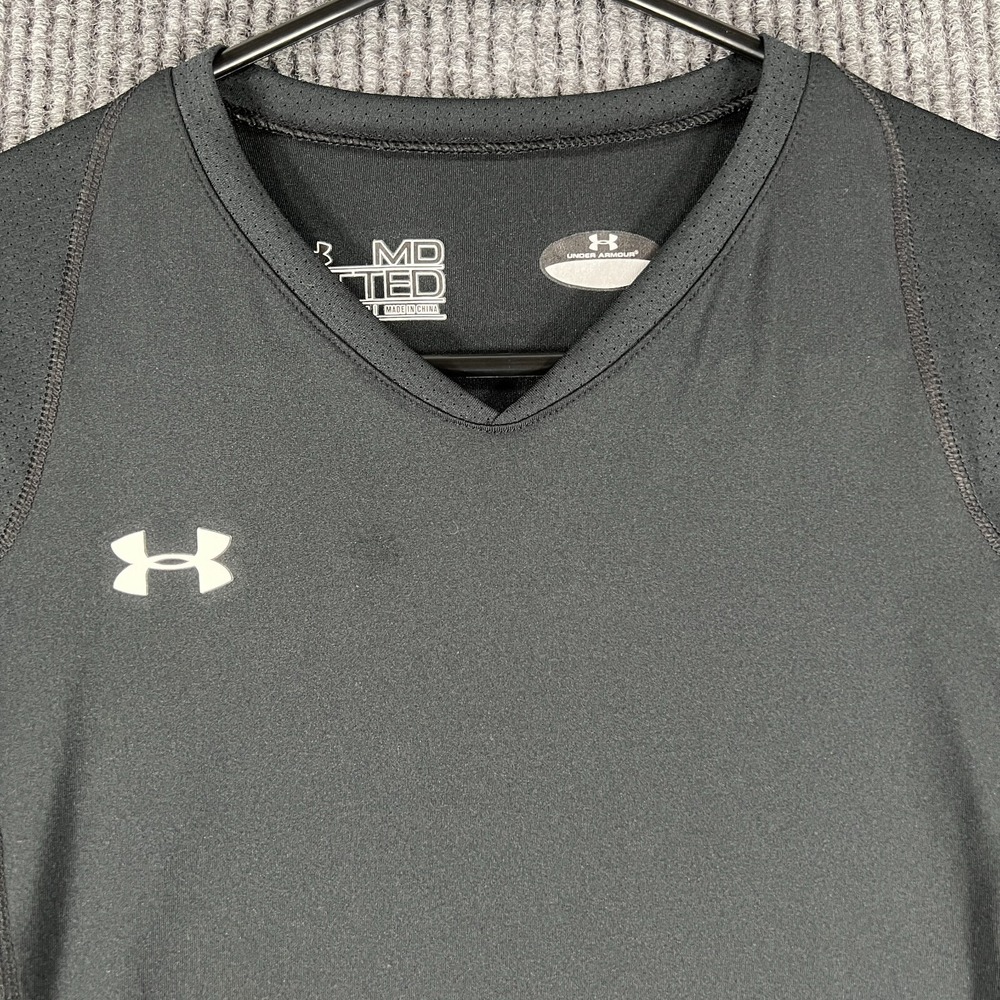 Under Armour Shirt Womens Size Medium Black Long Sleeve Fitted Activewear Gym